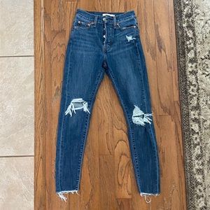 Levi’s Wedgie Skinny